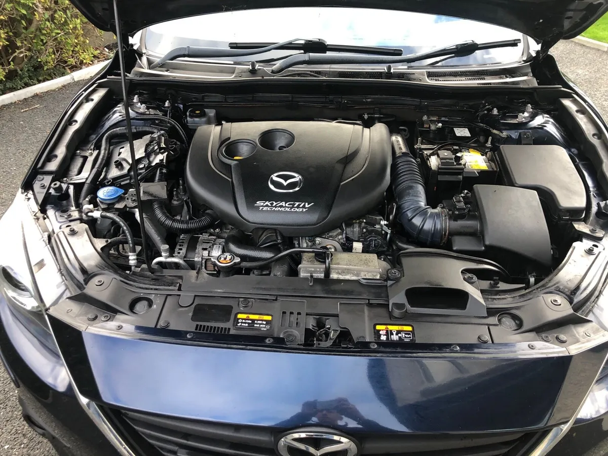 Mazda 3 - Image 4