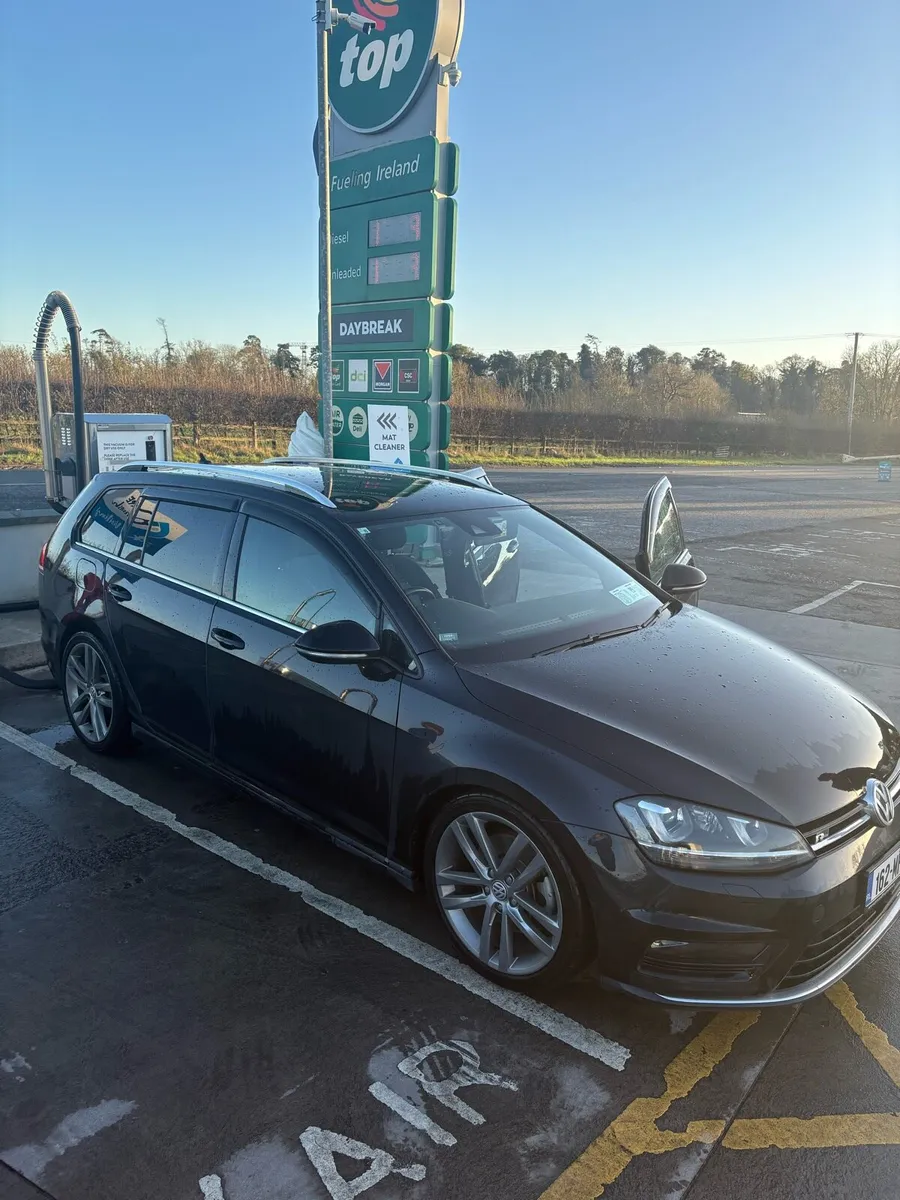 golf r line auto low kms - Image 1