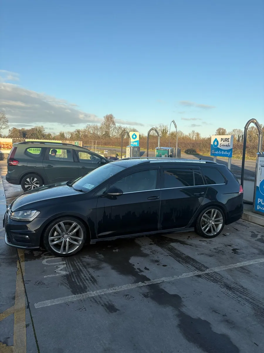 golf r line auto low kms - Image 3