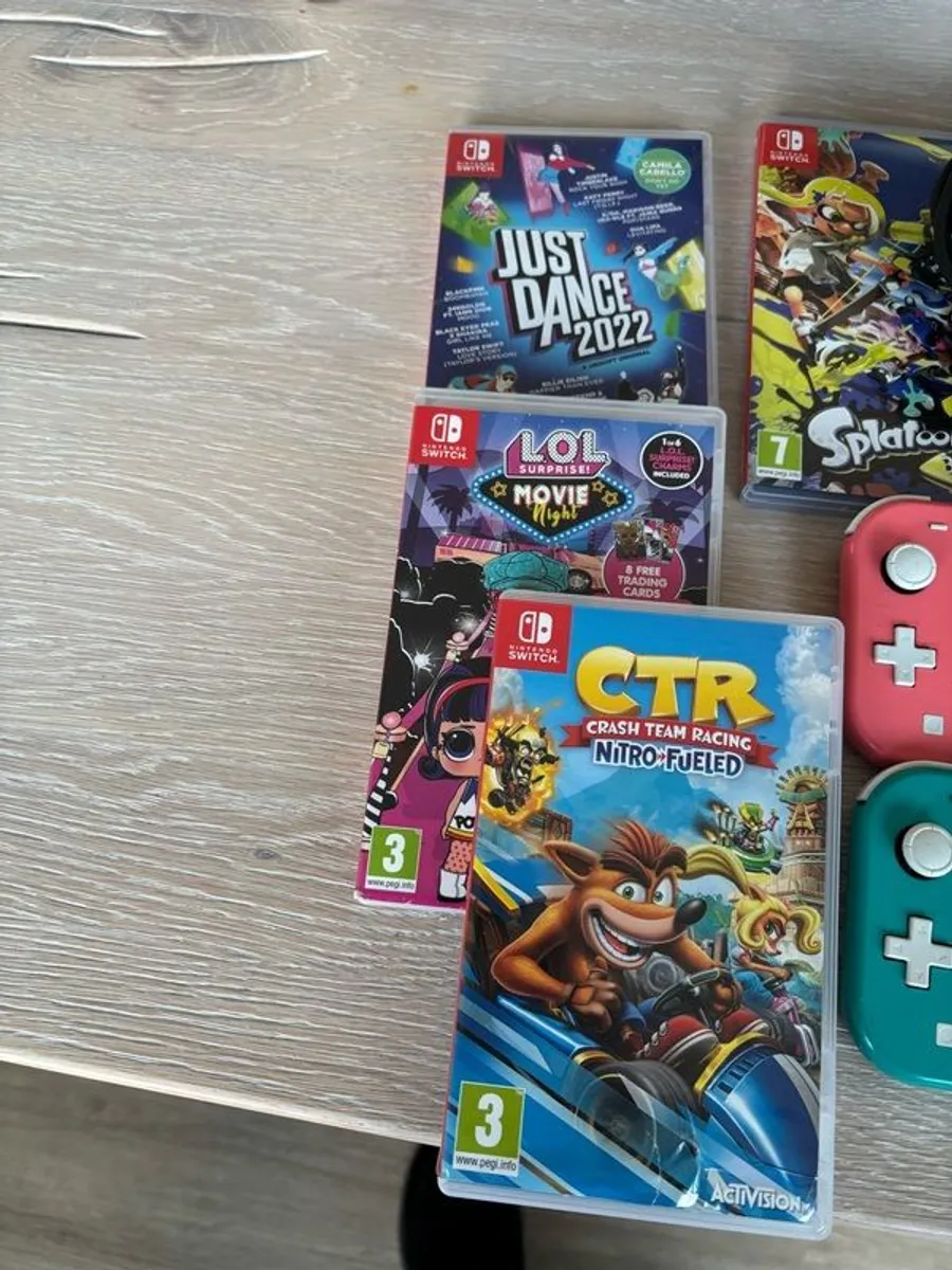 2 Nintendo Switch Lite - Image 4