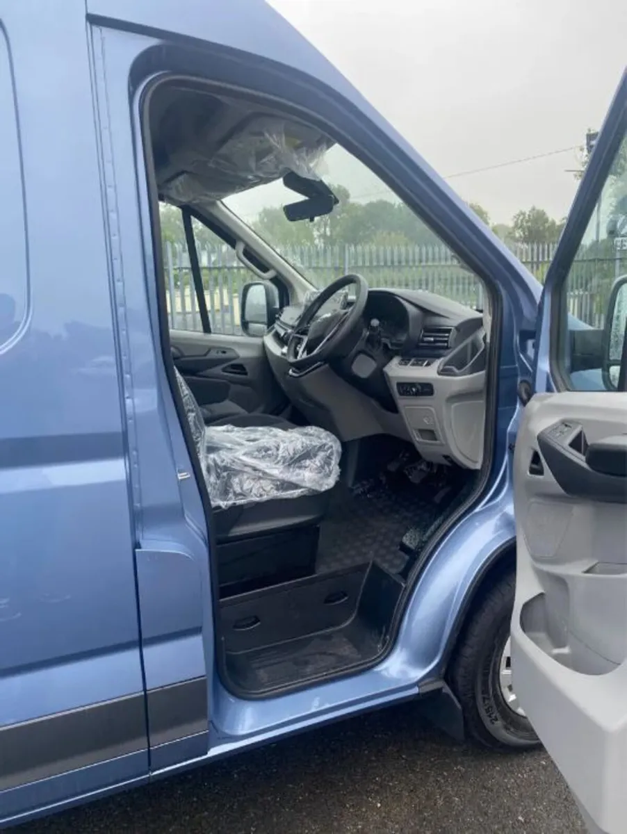 **2025 Maxus Deliver 9 LH FWD** - Image 2