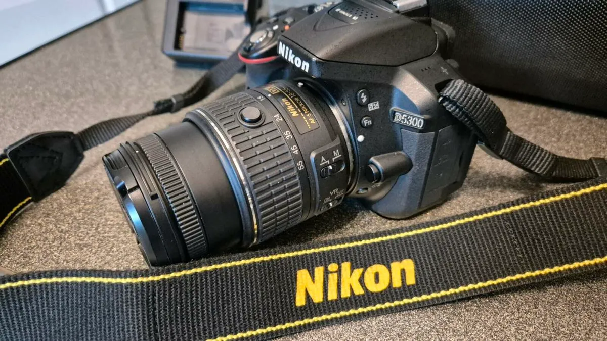 Nikon D5300 Extremely Low Shutter Count 4222 - Image 1