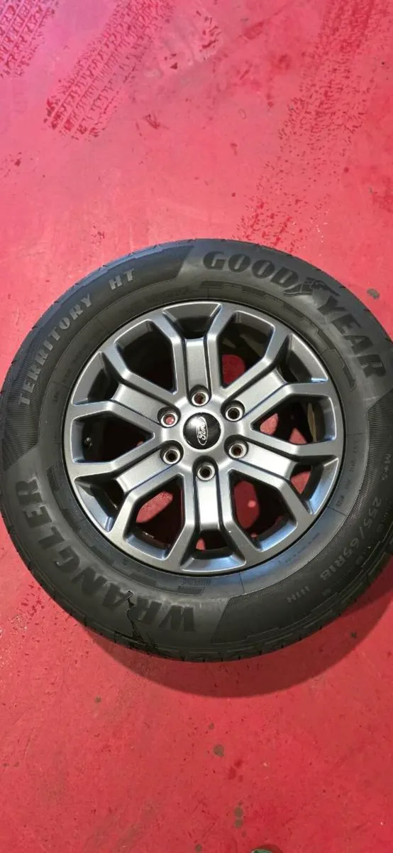 Genuine Ford Range 18" alloys - Image 1