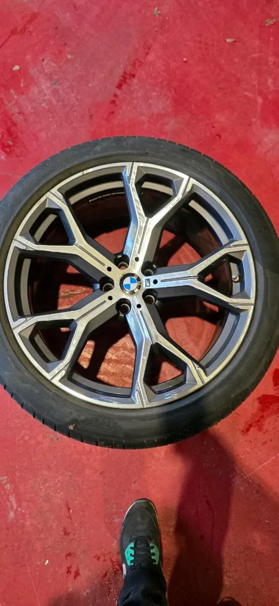Genuine bmw 21" alloys - Image 2