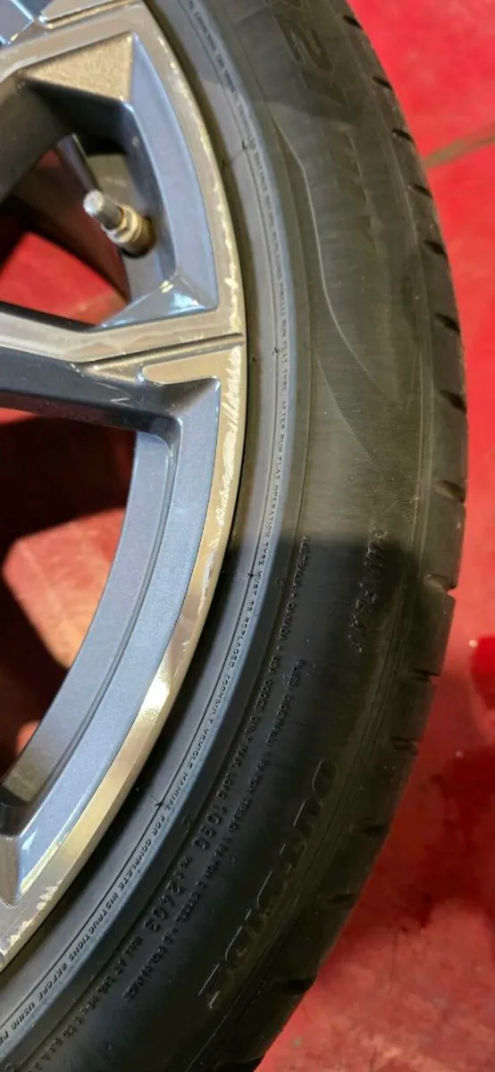 Genuine bmw 21" alloys - Image 3