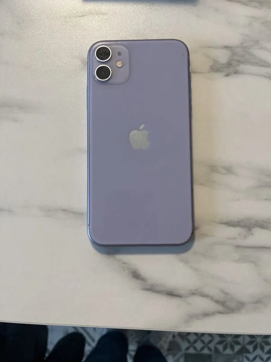 iPhone 11 unlocked - Image 2