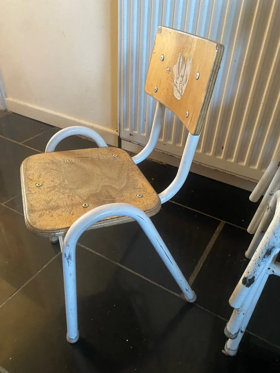 Childrens chairs - Image 2