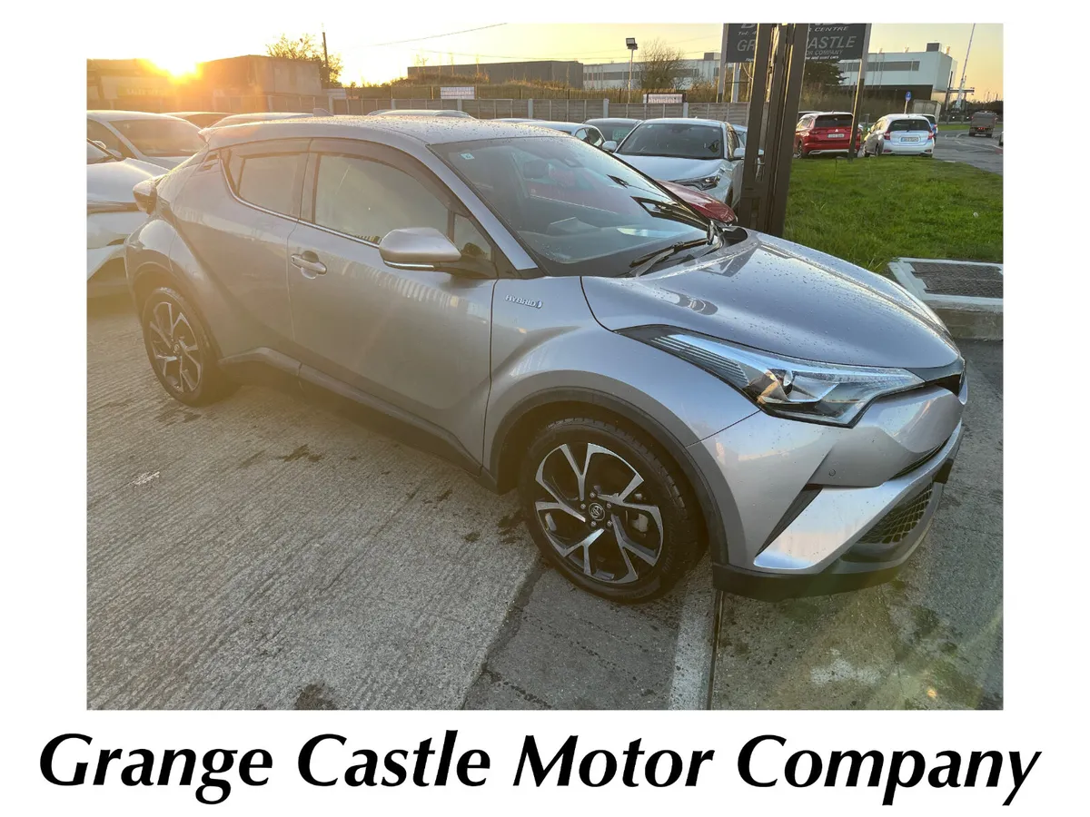 TOYOTA C-HR 2017, 1.8 HYBRID AUTO LOW KM HIGH SPEC - Image 1