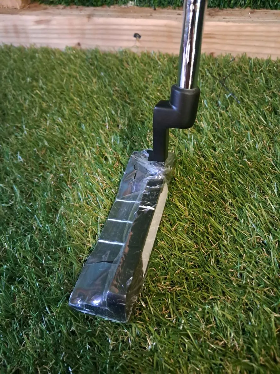Brand new putter - Image 3