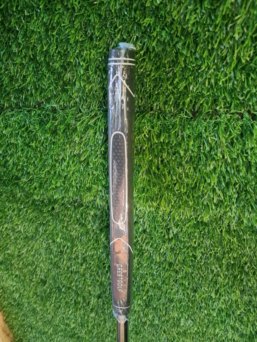 Brand new putter - Image 4