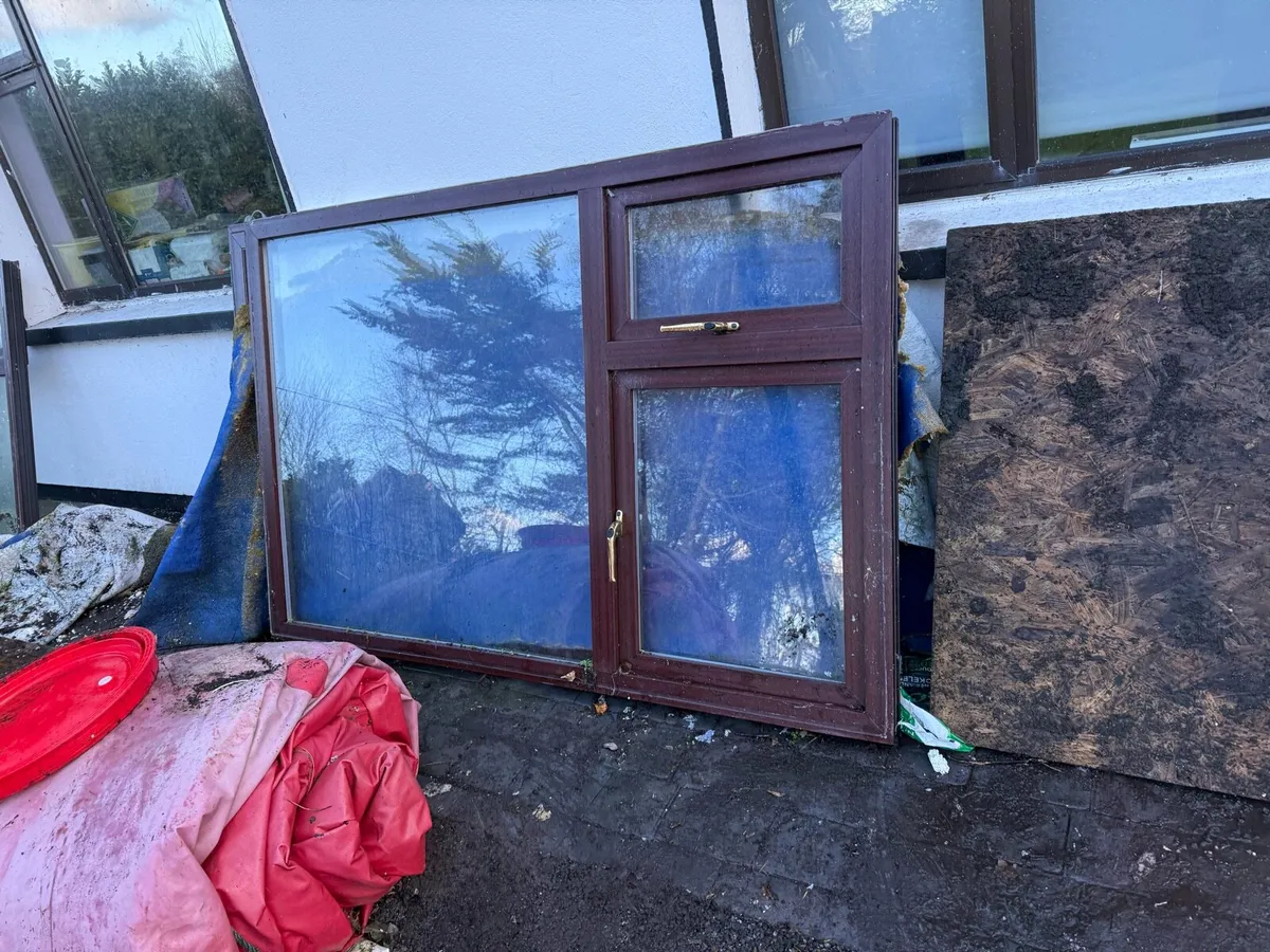 Windows for Free pick up only - Image 1
