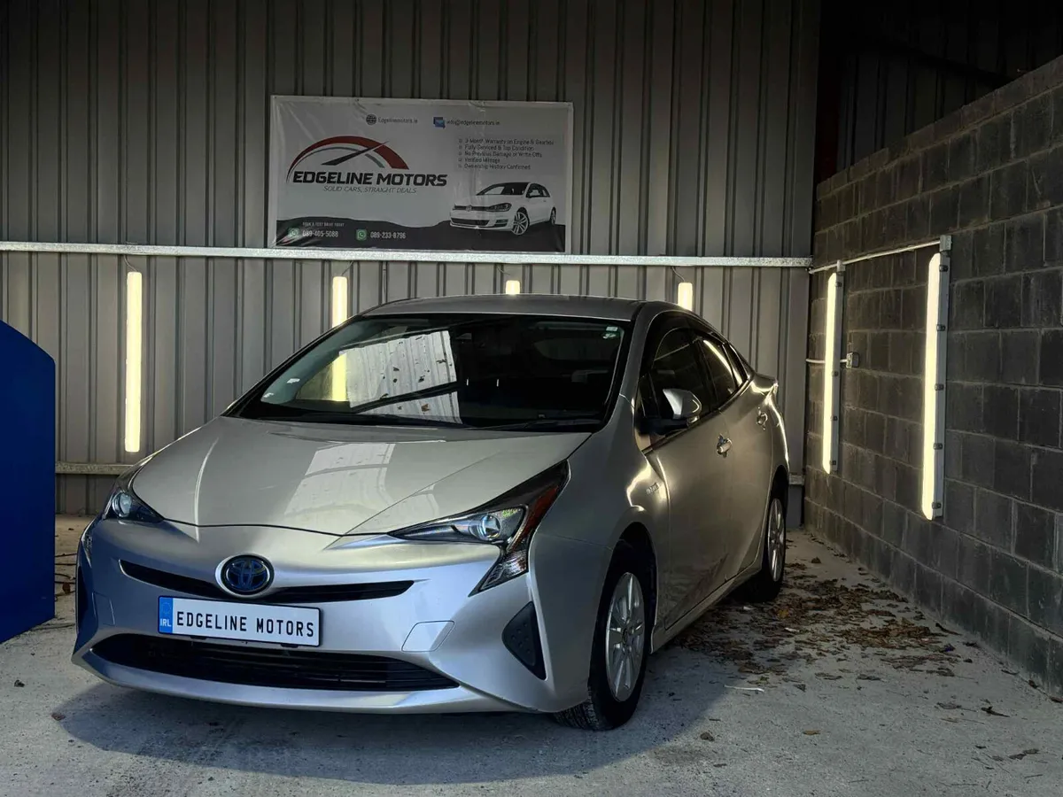 182 Toyota Prius perfect condition - Image 1