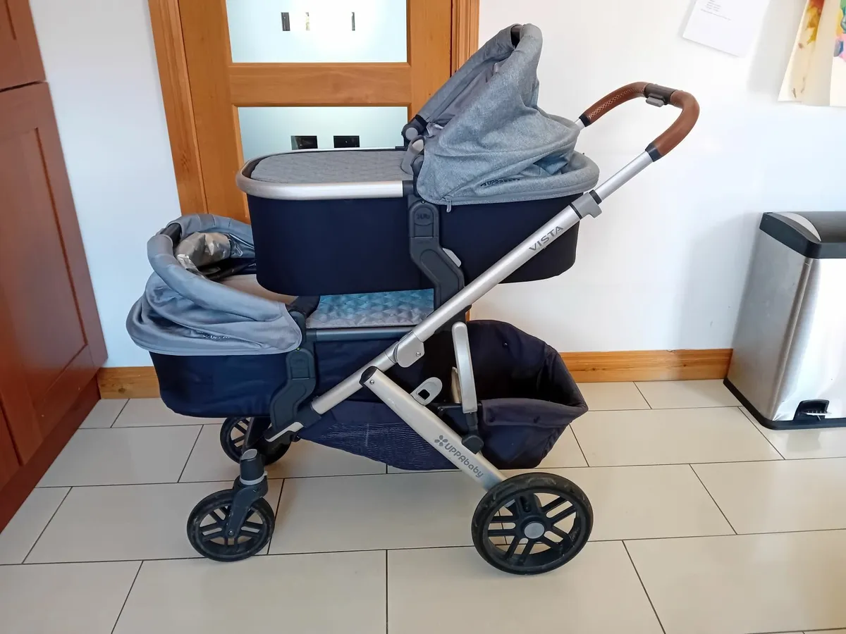 Double buggy / pram - Image 1