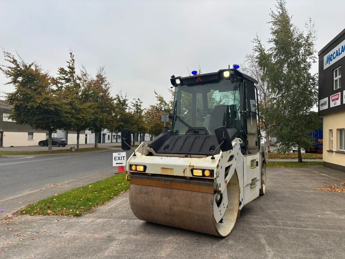 2018 AMMANN ARX90 Asphalt Roller - Image 4