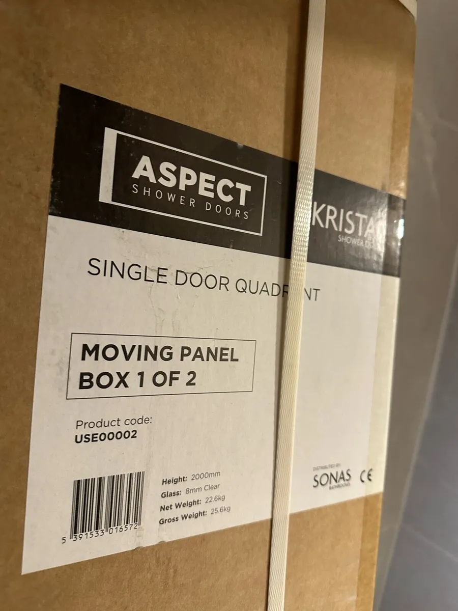 Sonas 1000x800 Quadrant Shower Door Matt Blackout - Image 1