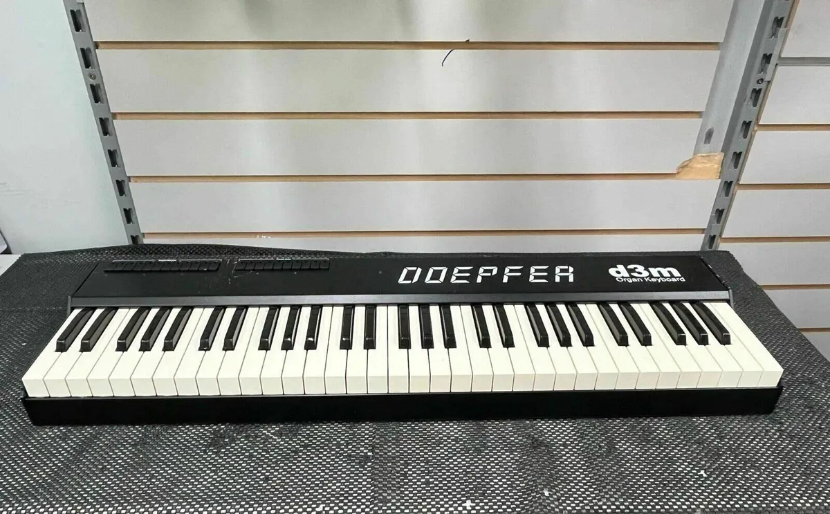 Doepfer D3M Midi Organ Keyboard - Image 1