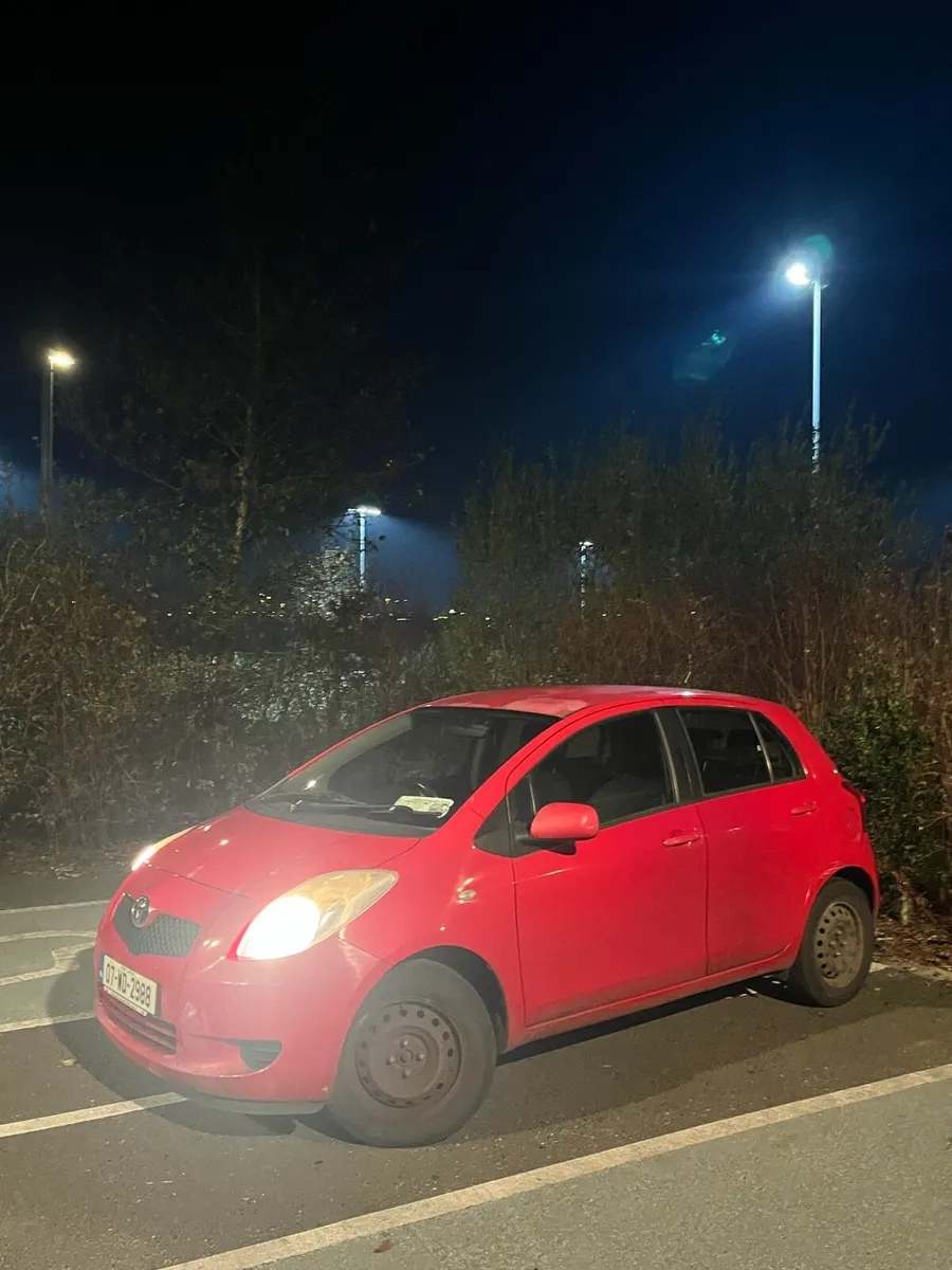 toyota yaris - Image 1