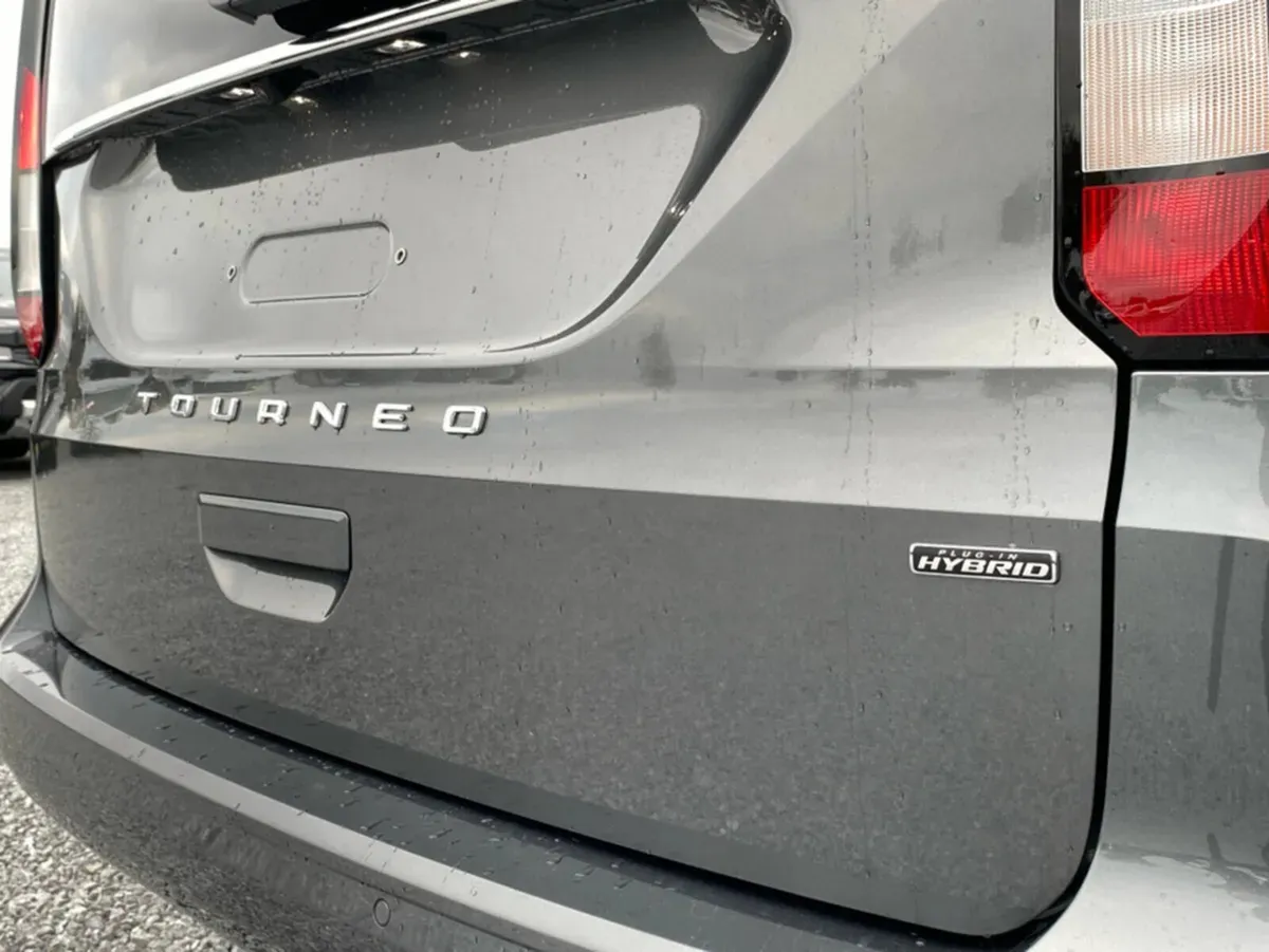 Wheelchair Taxi Spec Plugin Hybrid Ford Tourneo - Image 2