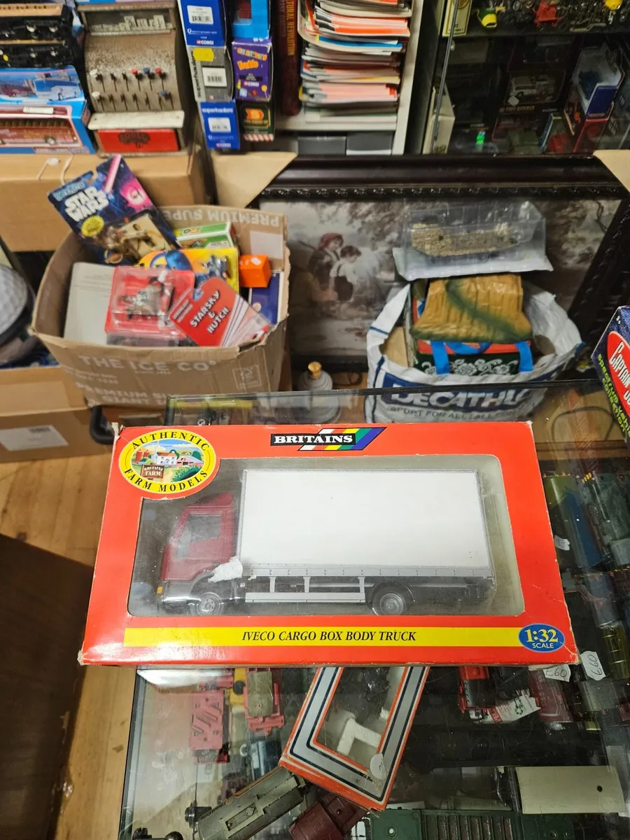 Britains Iveco Rigid Truck - Image 1