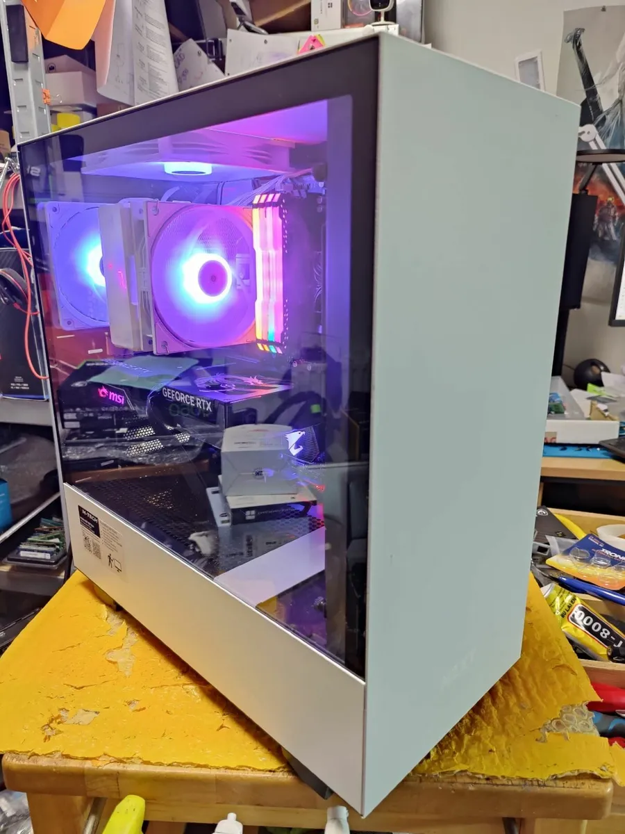 High Spec Custom Gaming Pc Ryzen 7/32gb Ram/1tb M. - Image 1