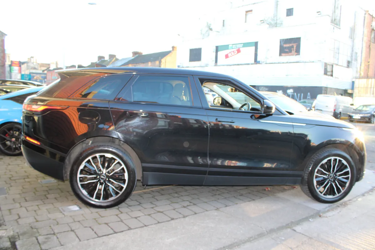 Land Rover Range Rover Velar 2019 *1 OWNER* - Image 3