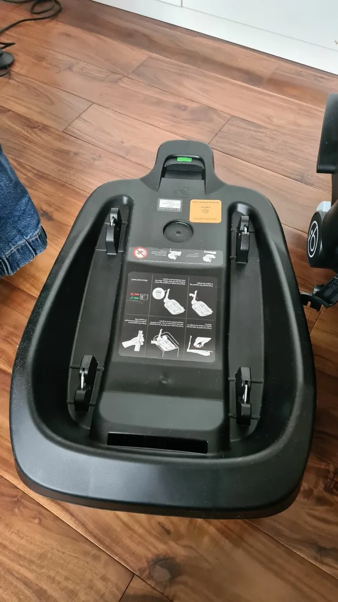 Baby Car Seat - Image 4