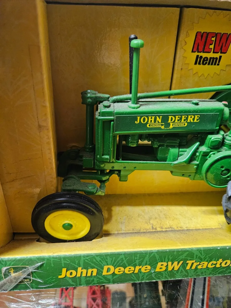 Britains ERTL John Deere Tractor 1:16 - Image 4