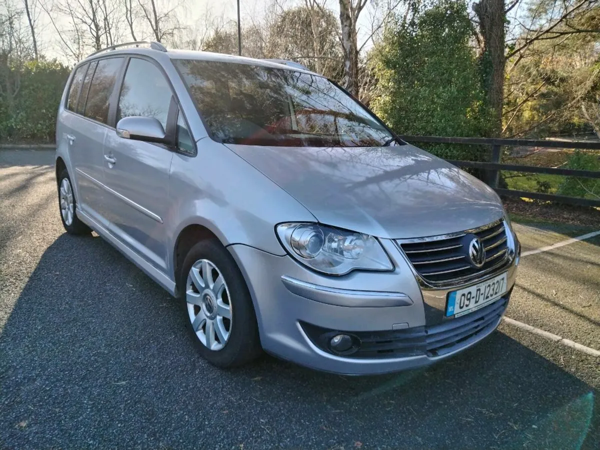 09 VW TOURAN 1.4 TSI AUTOMATIC - Image 1