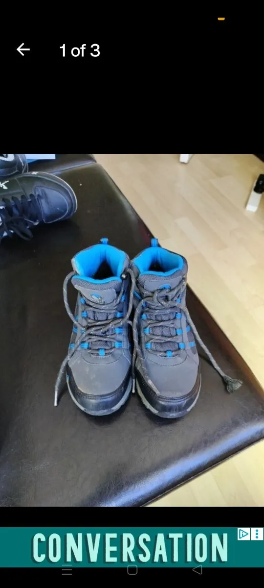 Hiking boots size 2 - Image 2