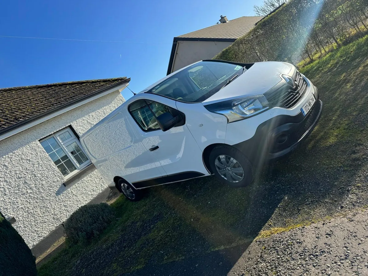 Renault Trafic 1.6 - Image 1
