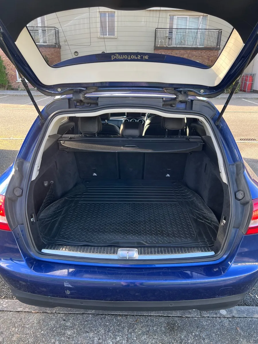 Mercedes C200 2015 1.6 diesel - Image 4