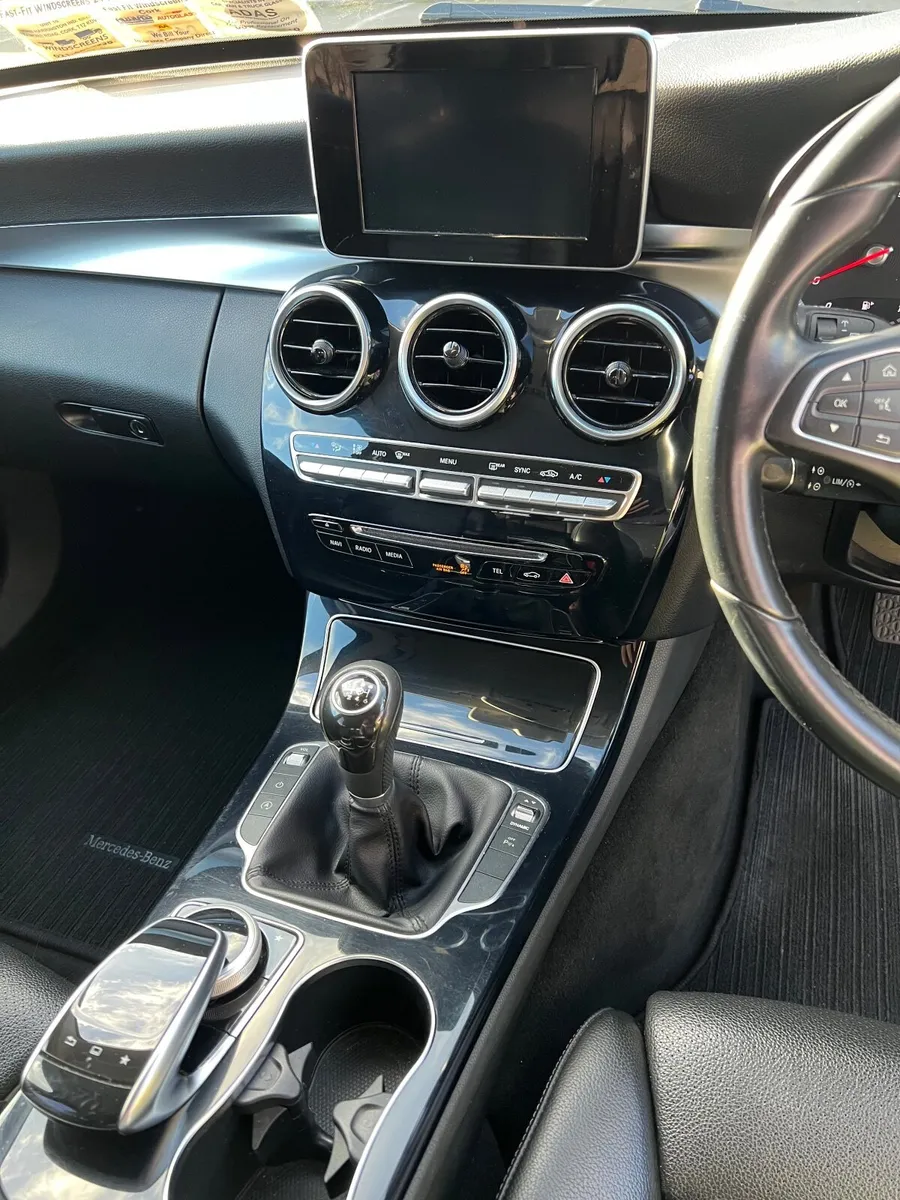 Mercedes C200 2015 1.6 diesel - Image 3