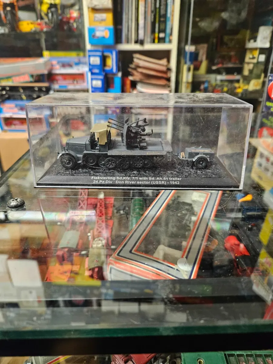 Corgi Atlas German WW2 Halftrack Anti Aircraft - Image 2