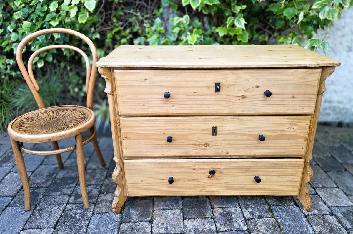 Victorian Pine Chest -Circa 1890 - Image 1