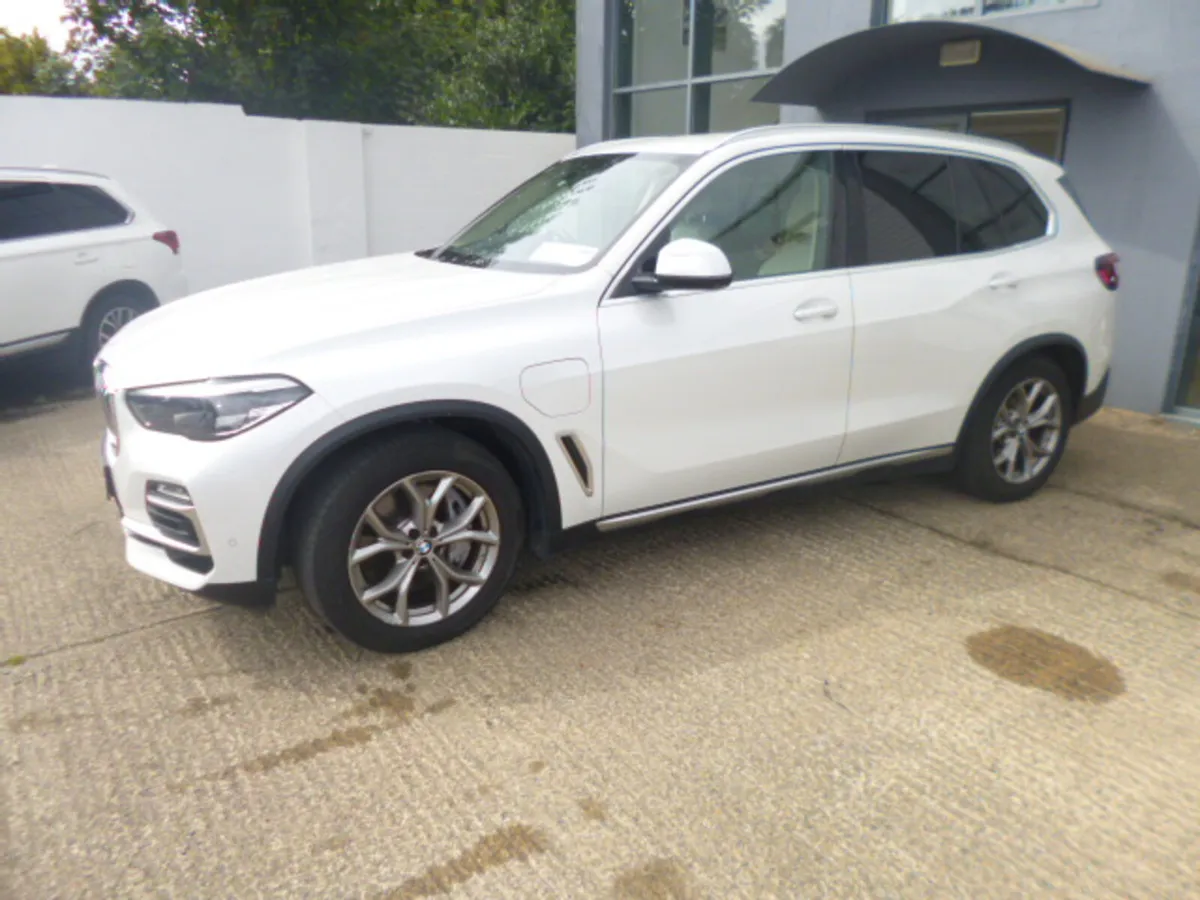 BMW X5 Xline 3.0L Auto Petrol plug-in hybrid 2021 - Image 2