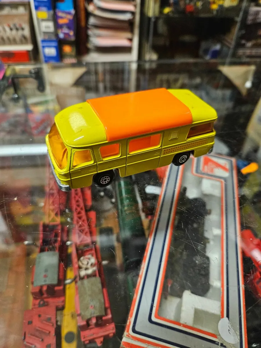 Matchbox Superkings Camper Van - Image 1