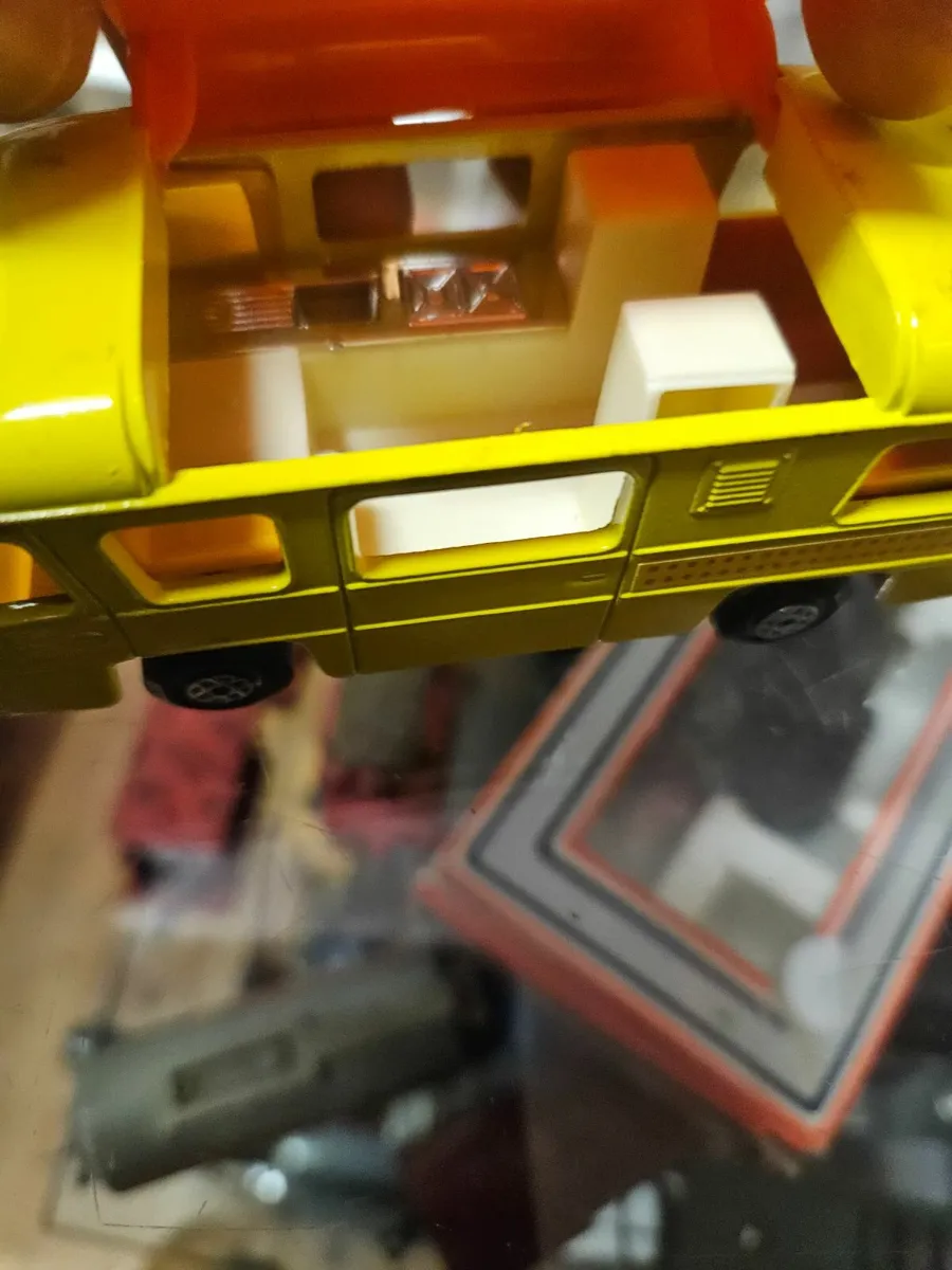 Matchbox Superkings Camper Van - Image 2