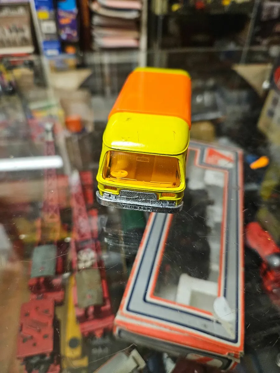 Matchbox Superkings Camper Van - Image 3