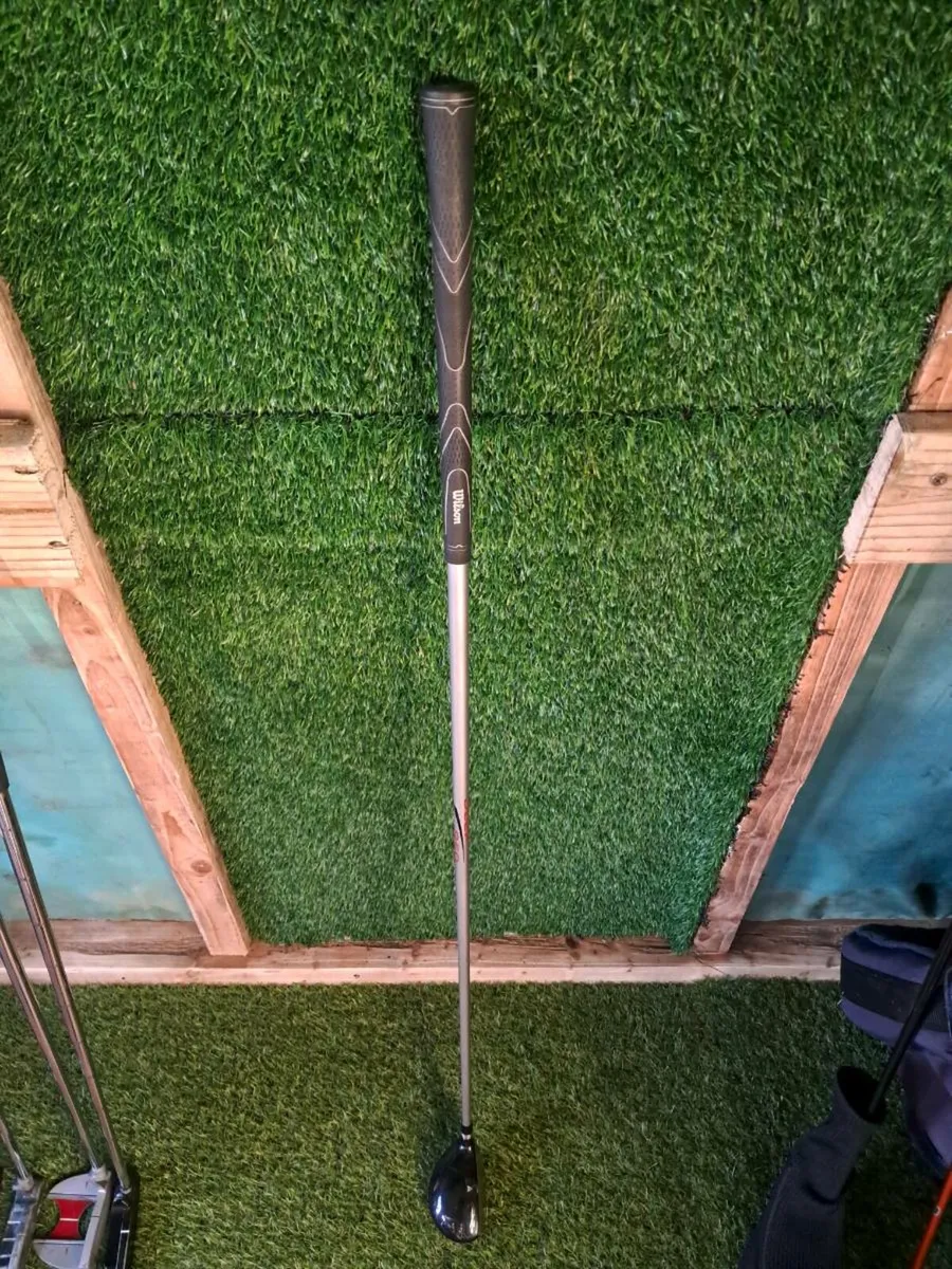 Wilson deep red Hybrid - Image 3