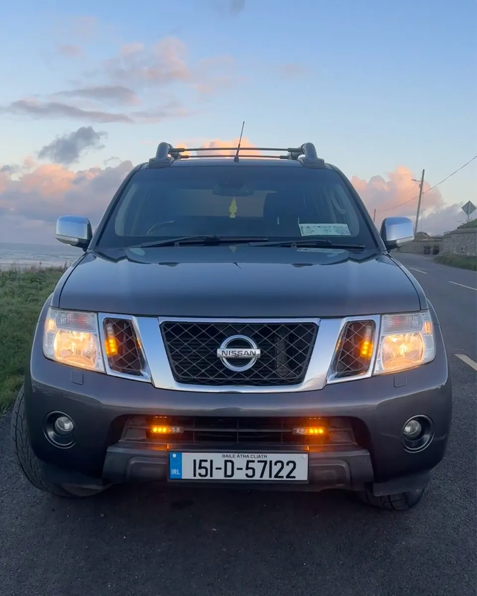 Nissan Navara Tekna 2015 Top Spec - Image 1