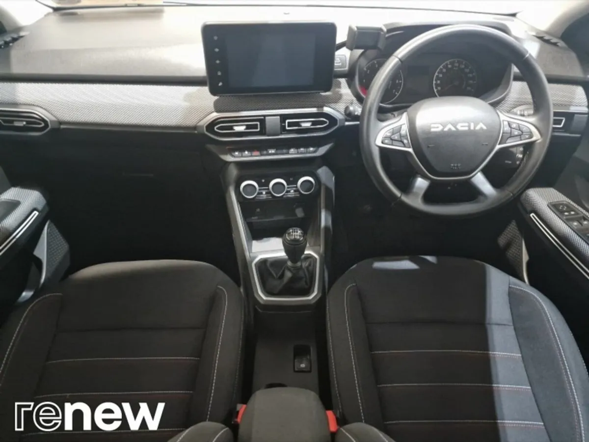 Dacia Jogger TCe 110 Extreme SE 7 Seater - Image 3