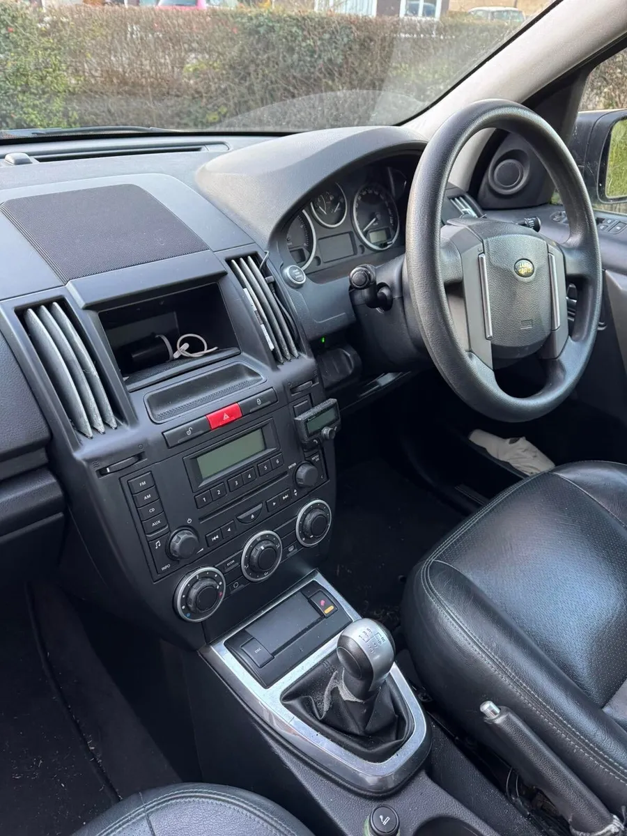 Land Rover Freelander 2007 - Image 2