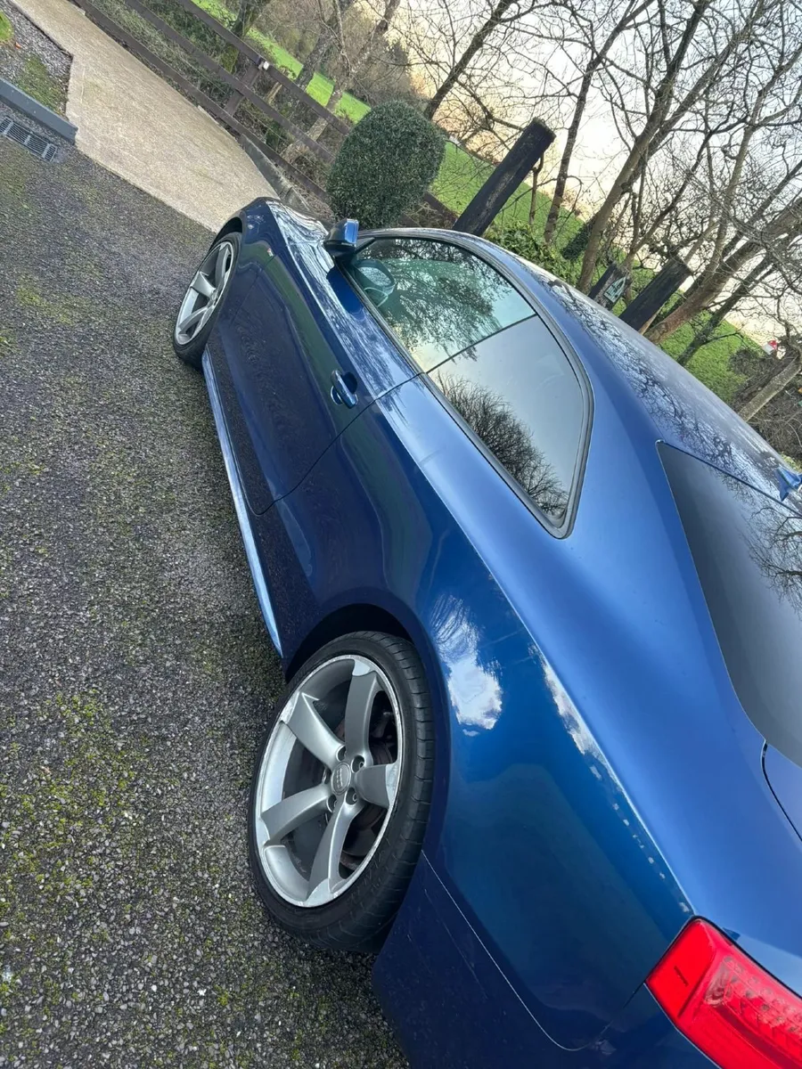 Audi A5 Coupe S-line Black Edition - Image 2