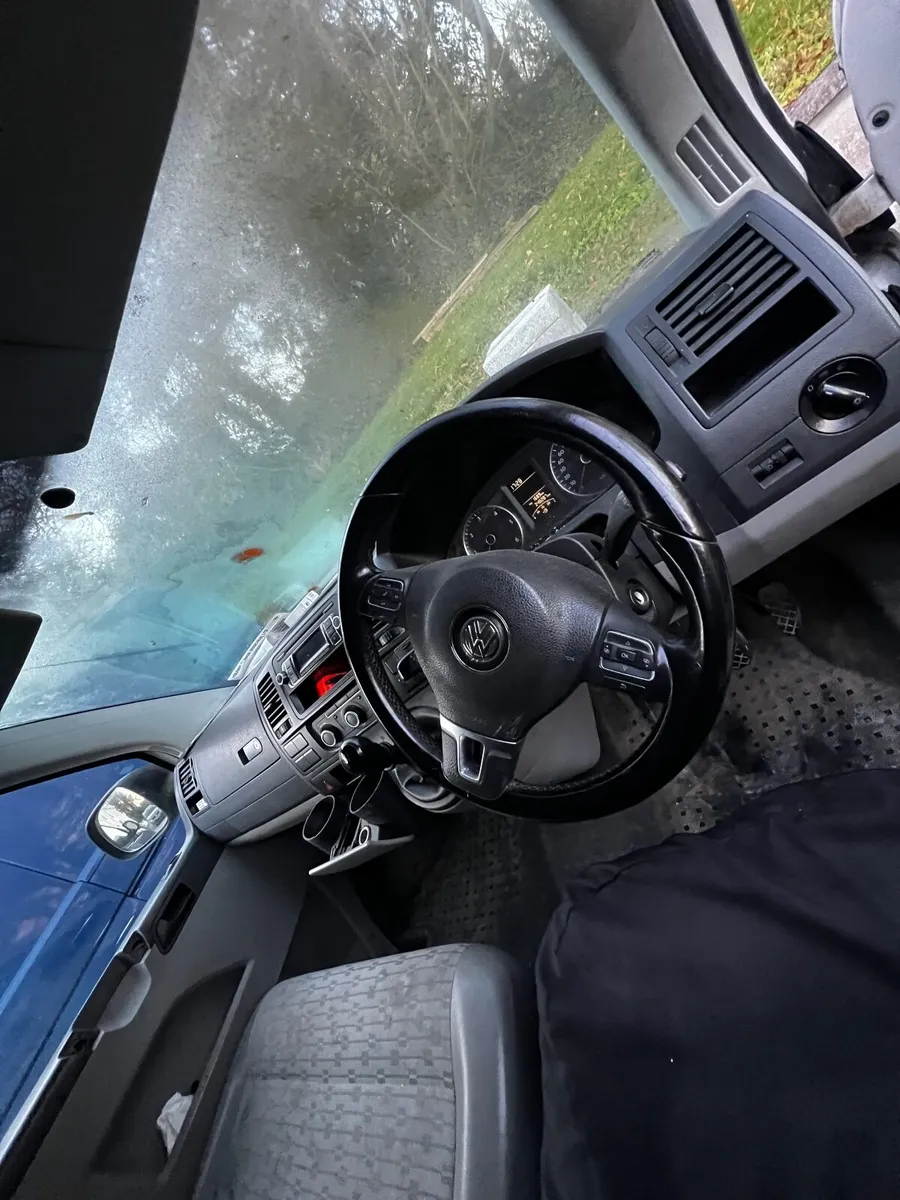 Volkswagen Transporter 2012 - Image 3