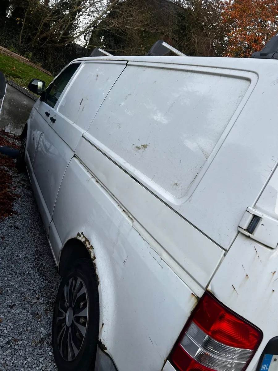 Volkswagen Transporter 2012 - Image 4