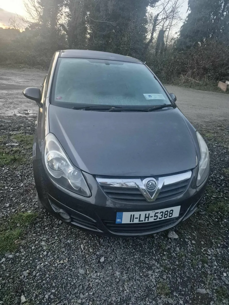 Vauxhall Corsa 2011 - Image 2