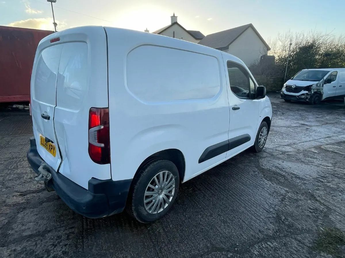 2020 PARTNER PROFESSIONAL HDI - Image 4