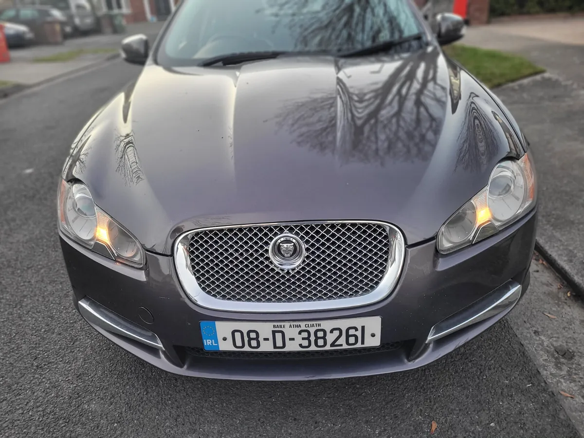 Jaguar XF - Image 3