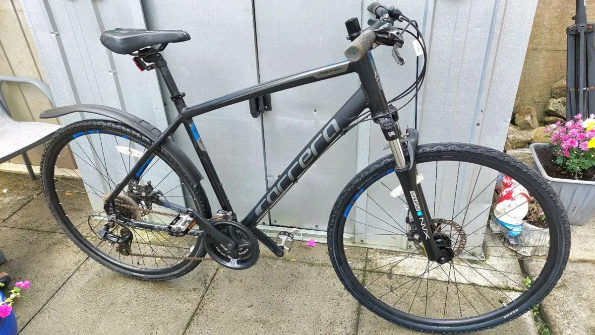 Carrera Crossfire Hybrid Bike Disc Brakes - Image 2