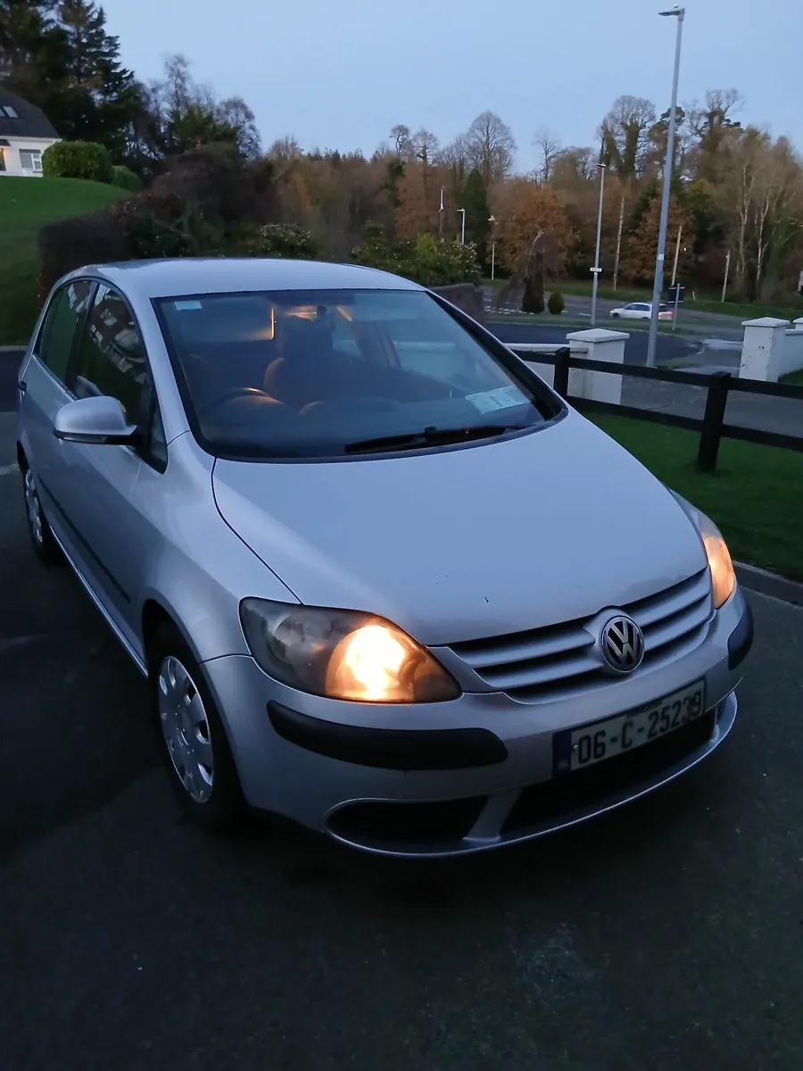 Volkswagen Golf 2006 - Image 2